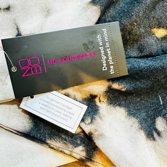 NWT NOBO Junior’s Lightweight Long Sleeve Sun/ Mushroom Graphic Sweatshirt - Picture 8 of 13